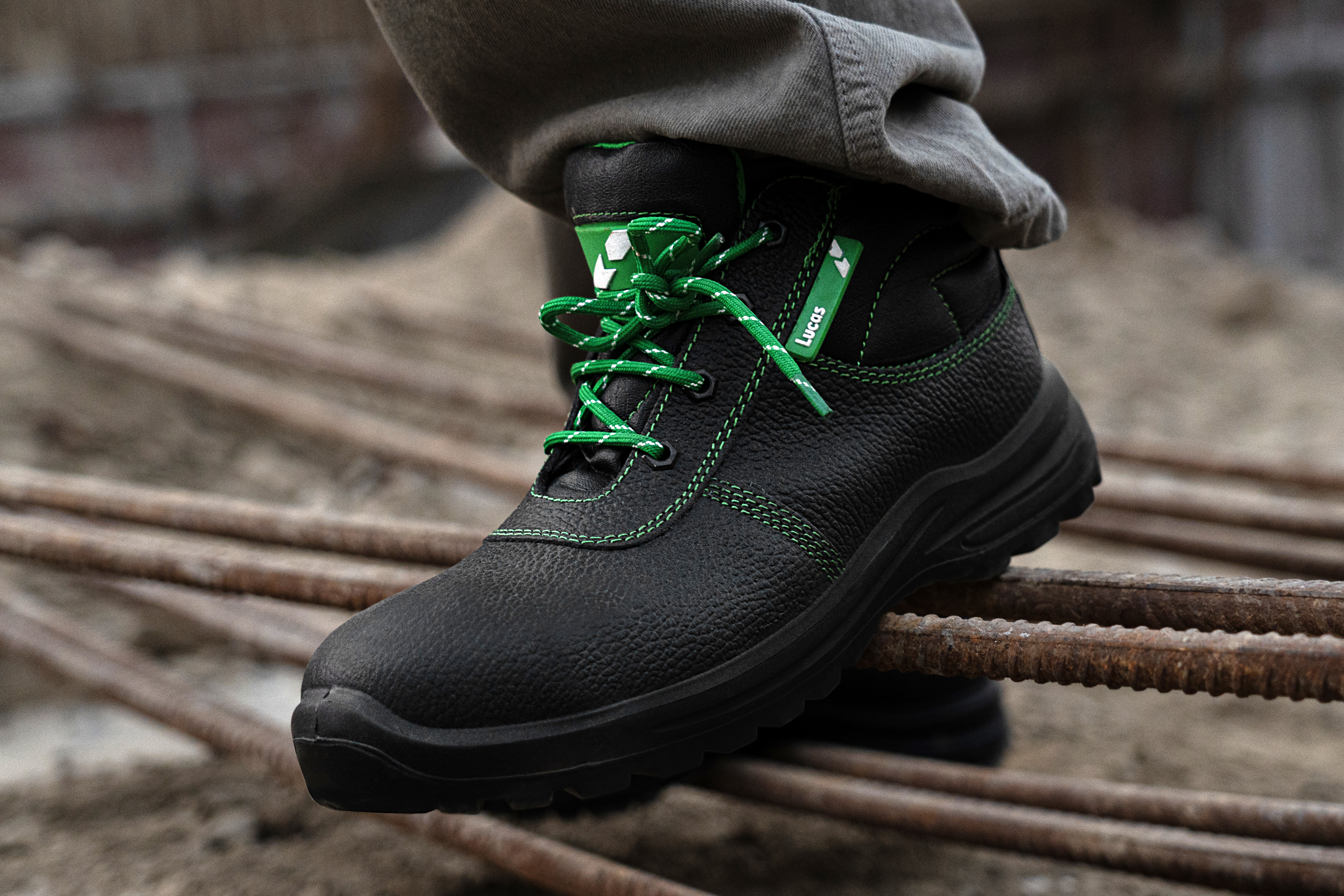 best-women-s-safety-boots-and-safety-shoes-in-ghana